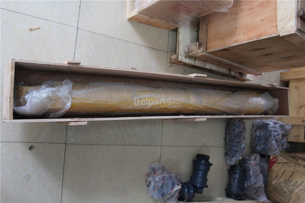 เครื่องขุดหิน เครื่องขุดหิน ไฮดรอลิก อาร์ม ซิลินเดอร์ Assy 31N4-50130 สําหรับ Hyundai R140LC-7