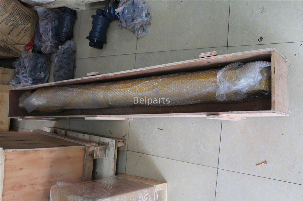 เครื่องขุดหิน เครื่องขุดหิน ไฮดรอลิก อาร์ม ซิลินเดอร์ Assy 31N4-50130 สําหรับ Hyundai R140LC-7