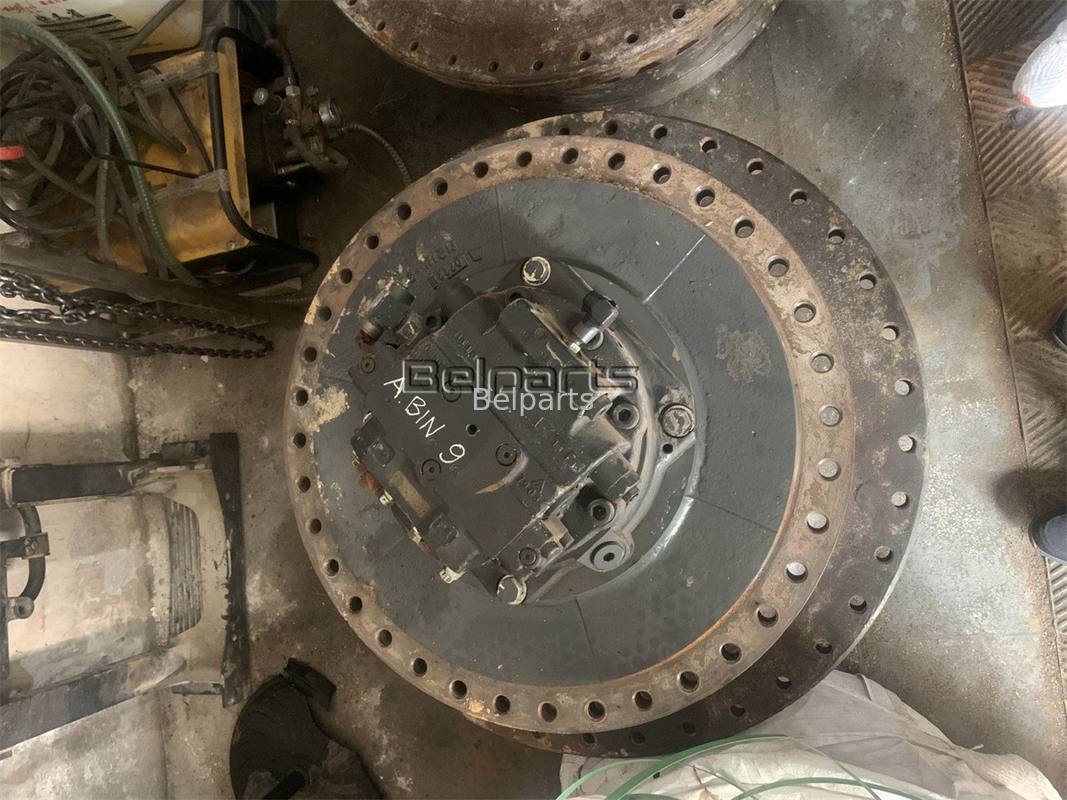 Komatsu Excavator PC1250-7 PC1250-8 เครื่องยนต์เดินทาง Assy 21N-60-34100 21N-27-00130 เครื่องขับเคลื่อนสุดท้าย Assy Fit