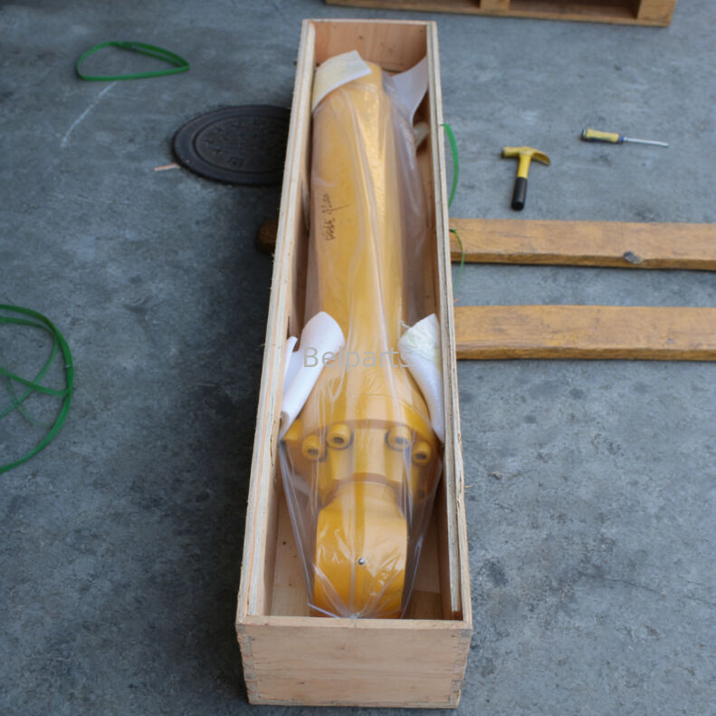 PC150-1 PC150 กระบอกไฮดรอลิกสำหรับ Komatsu อะไหล่รถขุด 21K-63-76301 หลังการขายคุณภาพสูง