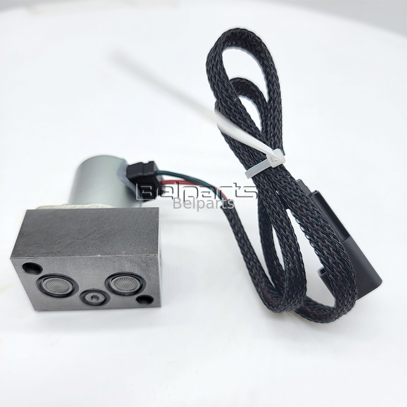 เครื่องจักรขนย้ายดิน PC200-8 รถขุด 702-21-55901 702-21-57400 วาล์วนำร่องปั๊มหลัก