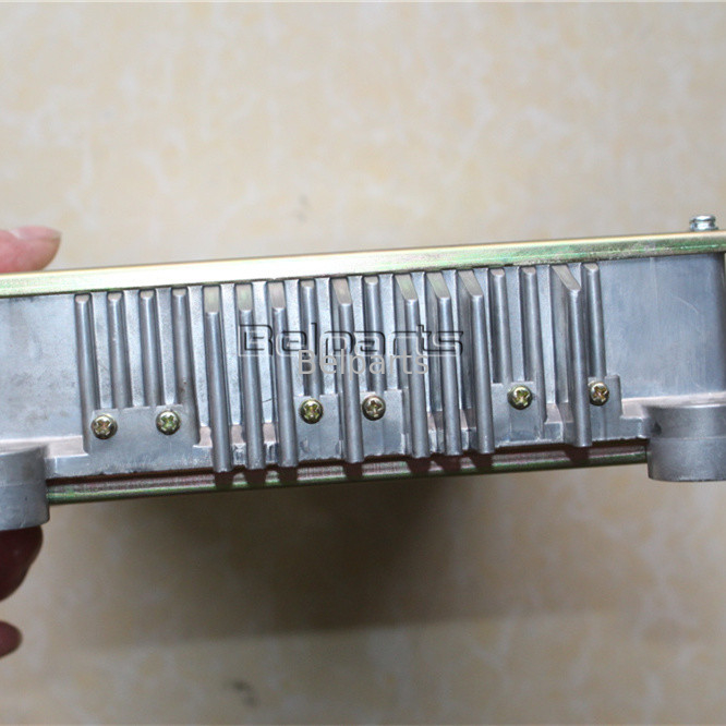 เครื่องยนต์เครื่องจักร SK210-6 SK210-6E SK200-6E ตัวควบคุมเครื่องยนต์ YN22E00153F1 บอร์ดคอมพิวเตอร์สำหรับรถขุด