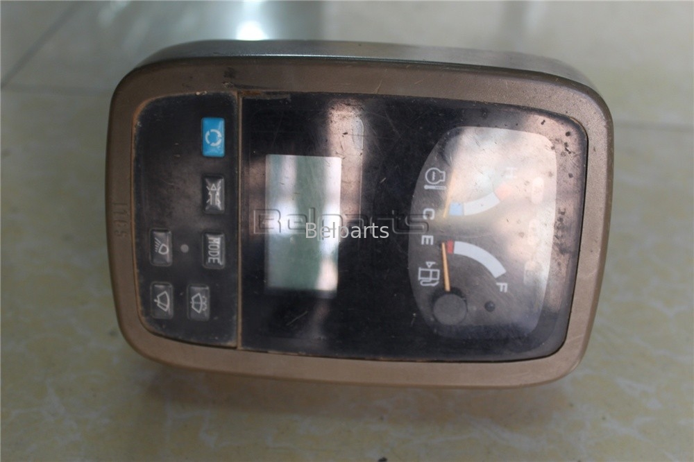 ชิ้นส่วนไฟฟ้าของรถขุดแผงจอแสดงผลคลัสเตอร์ Assy Gauge SK135SR SK200SR SK235SR SK135 YY59S00003F1 Monitor
