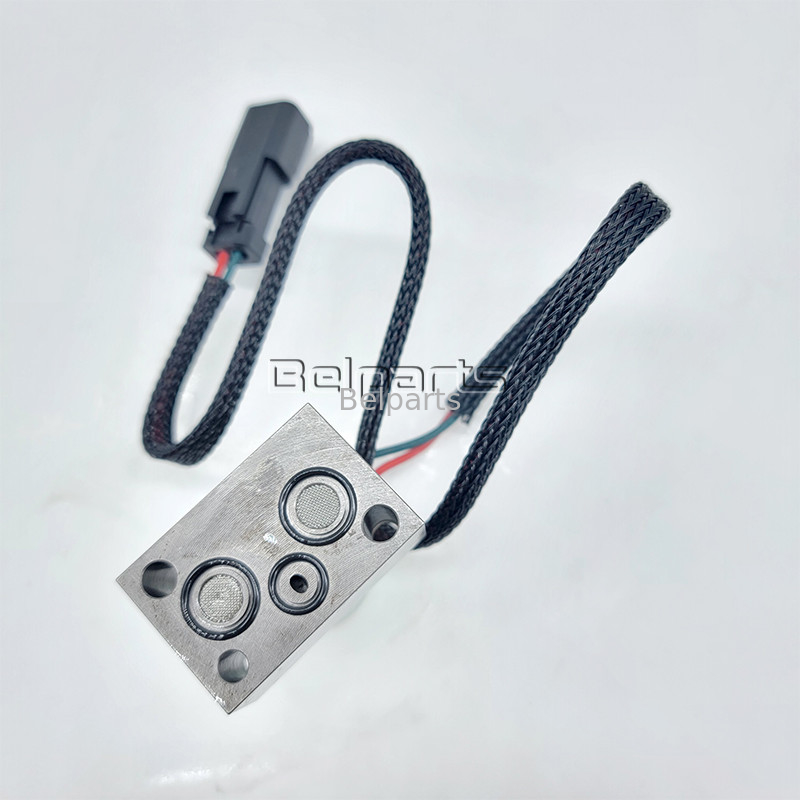 อุปกรณ์เสริมของ Excavator PC360-7 702-21-57600 PC300-8 PC350-8 Pilot Valve Solenoid
